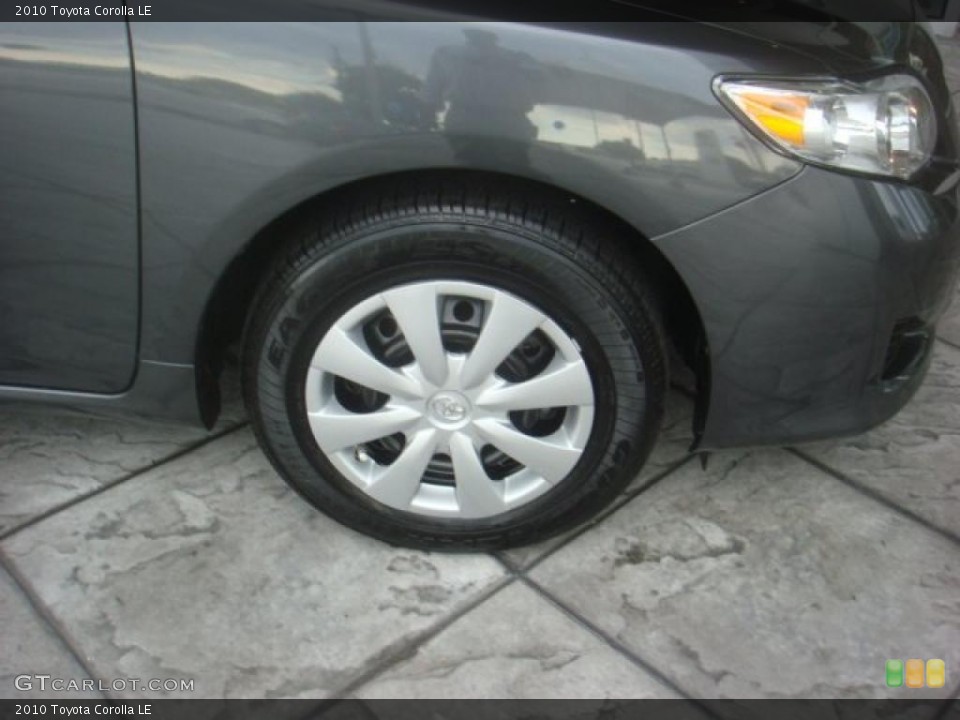 2010 Toyota Corolla LE Wheel and Tire Photo #37519010