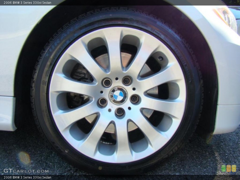 2006 BMW 3 Series 330xi Sedan Wheel and Tire Photo #37528615