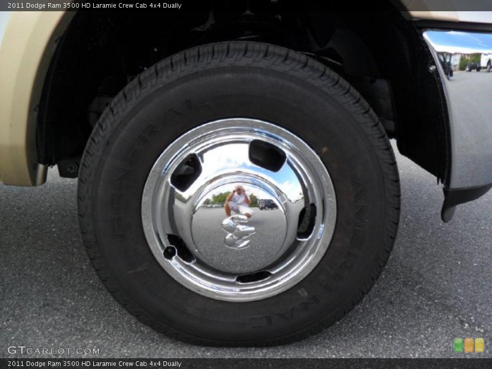 2011 Dodge Ram 3500 HD Laramie Crew Cab 4x4 Dually Wheel and Tire Photo #37560300
