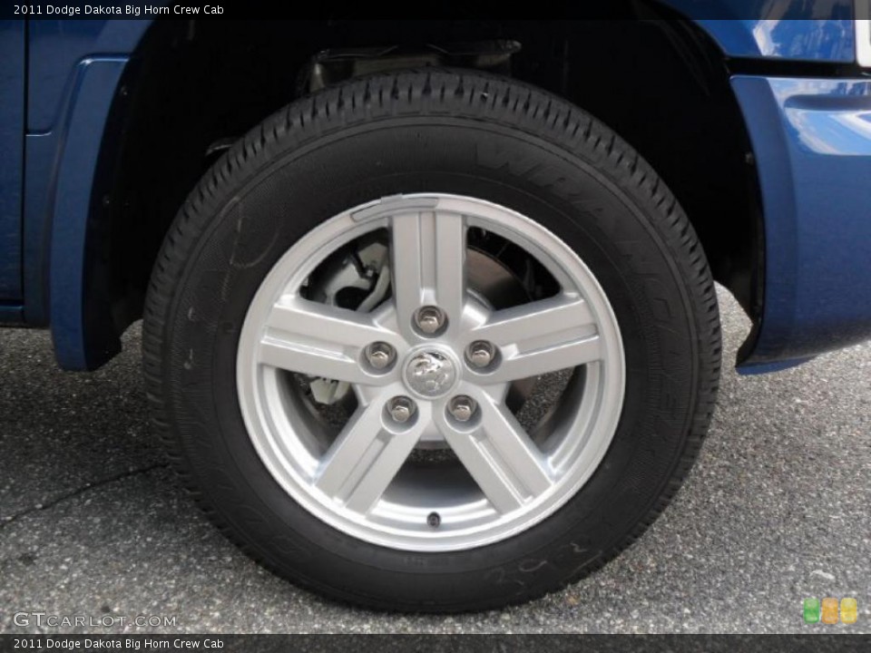 2011 Dodge Dakota Big Horn Crew Cab Wheel and Tire Photo #37598959