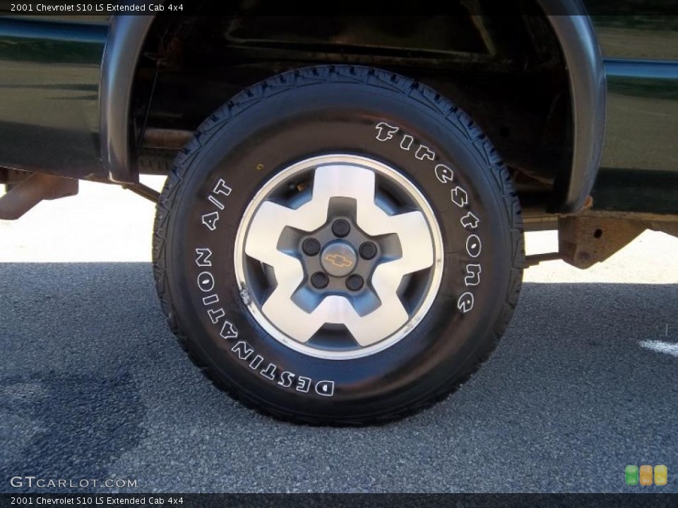 2001 Chevrolet S10 LS Extended Cab 4x4 Wheel and Tire Photo #37707197