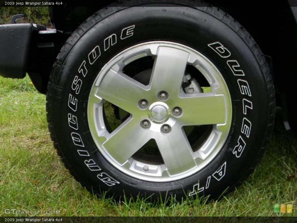 2009 Jeep Wrangler Sahara 4x4 Wheel and Tire Photo #37760294