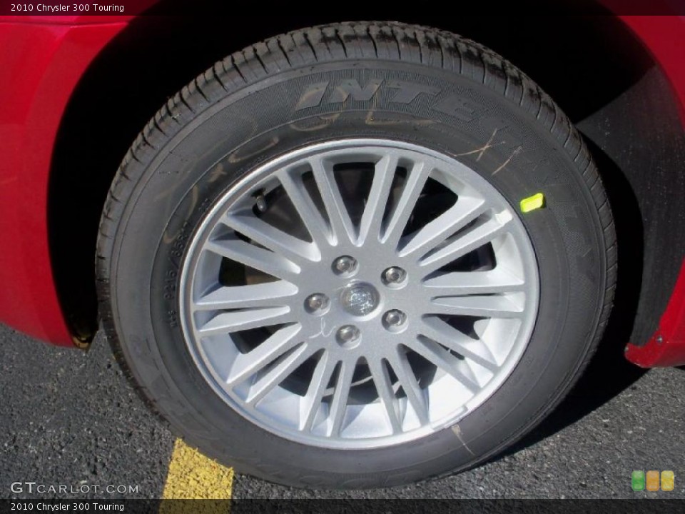 2010 Chrysler 300 Touring Wheel and Tire Photo #37781156