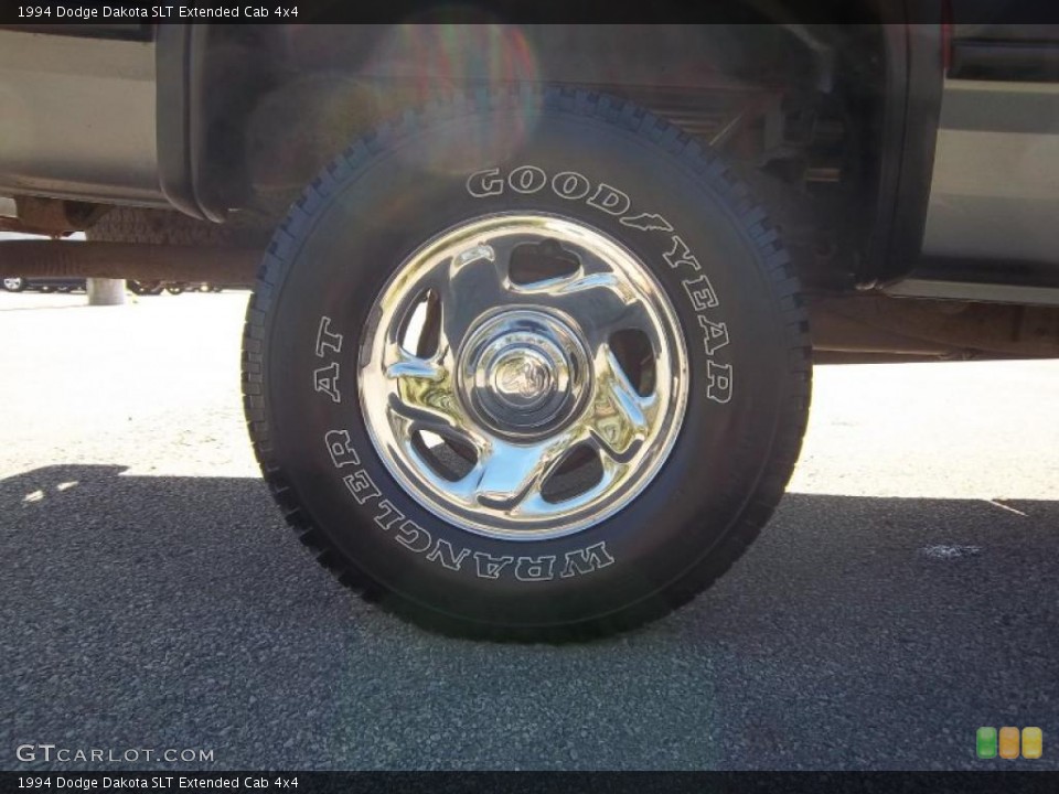 1994 Dodge Dakota SLT Extended Cab 4x4 Wheel and Tire Photo #37795356