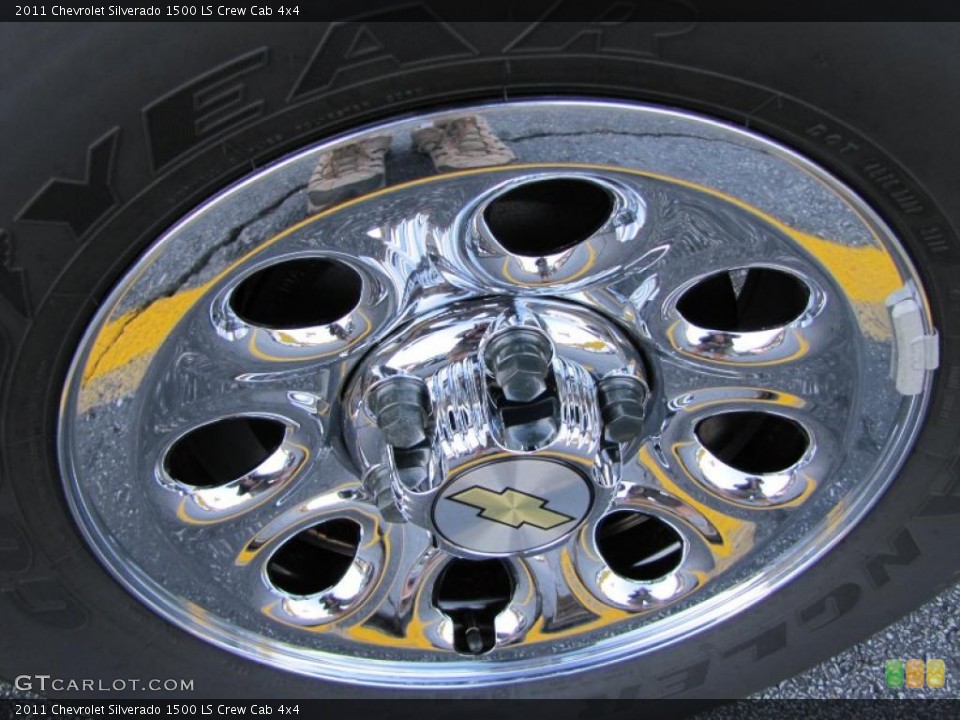 2011 Chevrolet Silverado 1500 LS Crew Cab 4x4 Wheel and Tire Photo #37797184