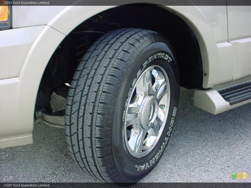 2005 Ford Expedition Limited Wheel and Tire Photo #37797512