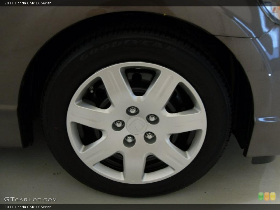 2011 Honda Civic LX Sedan Wheel and Tire Photo #37805632