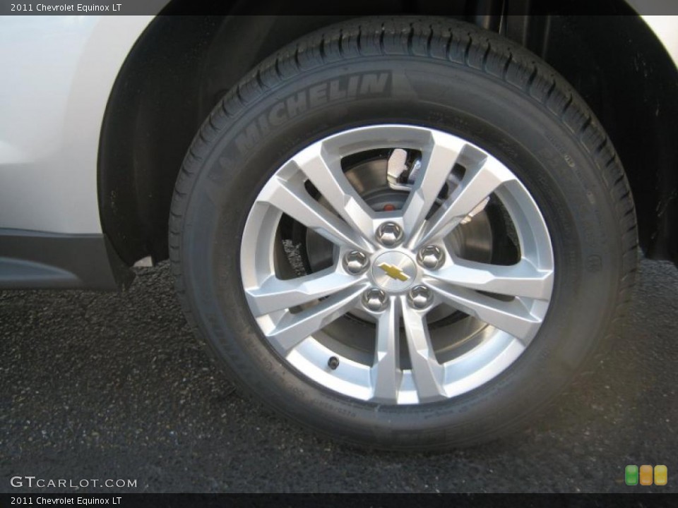 2011 Chevrolet Equinox LT Wheel and Tire Photo #37821370