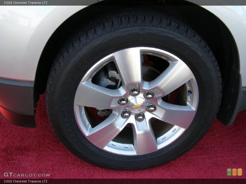 2009 Chevrolet Traverse LTZ Wheel and Tire Photo #37829282