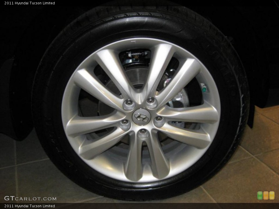 2011 Hyundai Tucson Limited Wheel and Tire Photo #37841999