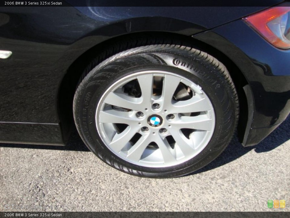 2006 BMW 3 Series 325xi Sedan Wheel and Tire Photo #37849995