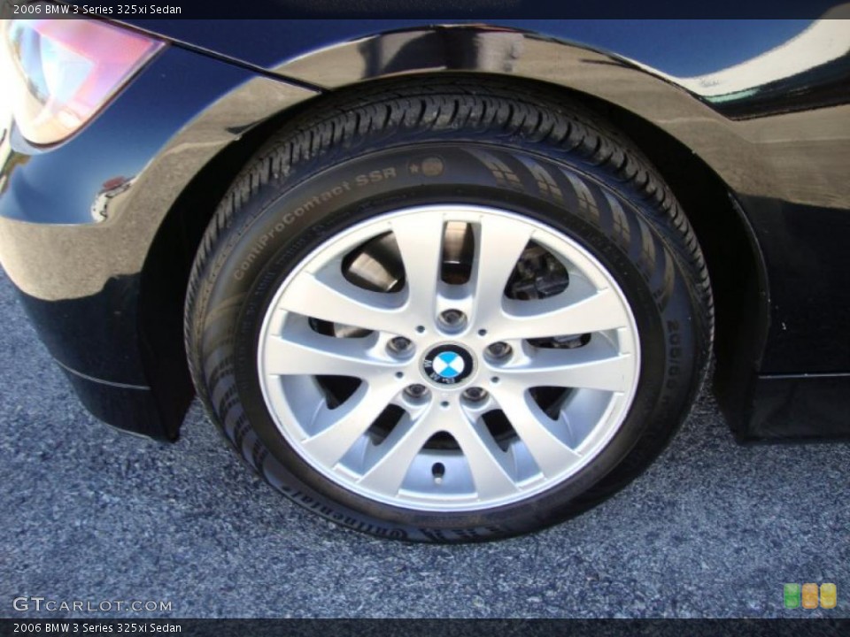 2006 BMW 3 Series 325xi Sedan Wheel and Tire Photo #37850099