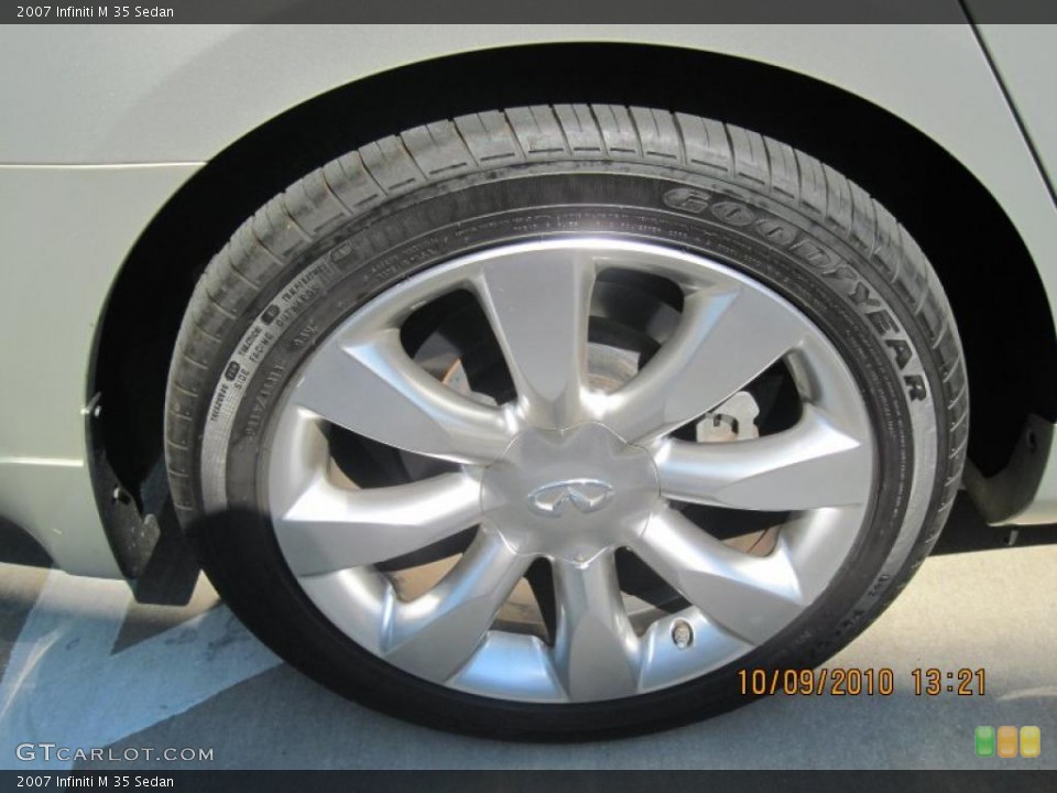 2007 Infiniti M 35 Sedan Wheel and Tire Photo #37881456