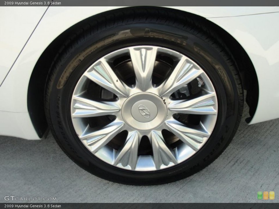 2009 Hyundai Genesis 3.8 Sedan Wheel and Tire Photo #37897395