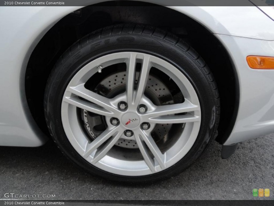 2010 Chevrolet Corvette Convertible Wheel and Tire Photo #37904231