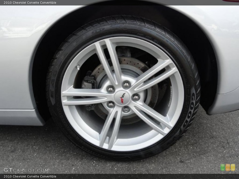 2010 Chevrolet Corvette Convertible Wheel and Tire Photo #37904247