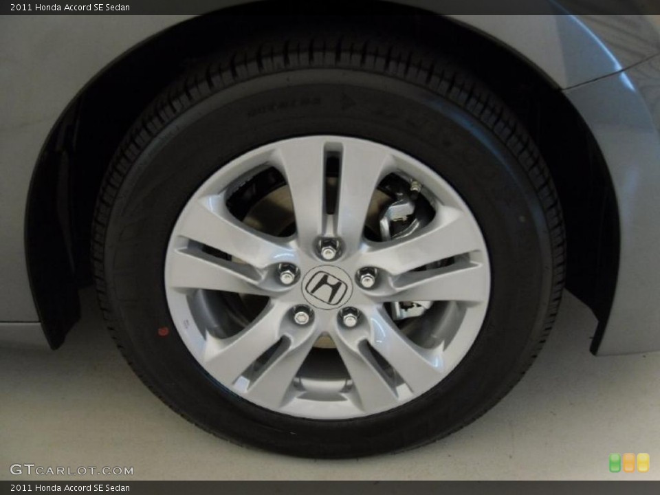 2011 Honda Accord SE Sedan Wheel and Tire Photo #37911613