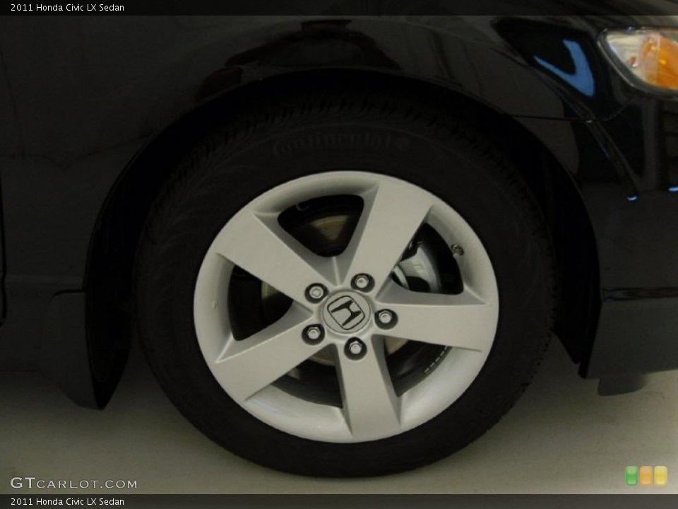 2011 Honda Civic LX Sedan Wheel and Tire Photo #37915042