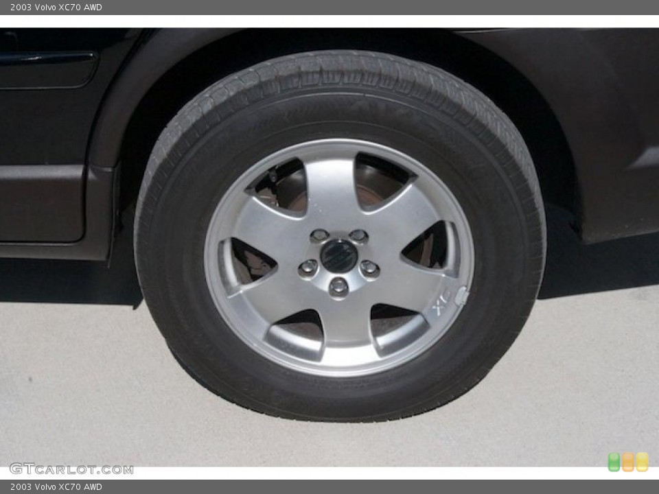 2003 Volvo XC70 AWD Wheel and Tire Photo #37990485