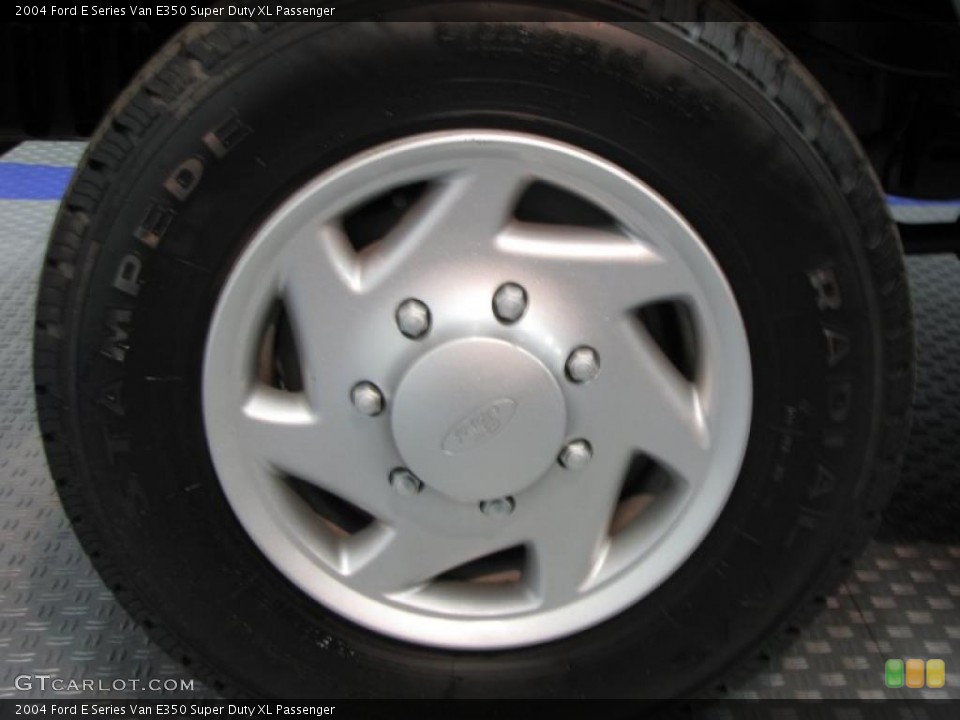 2004 Ford E Series Van E350 Super Duty XL Passenger Wheel and Tire Photo #37997485