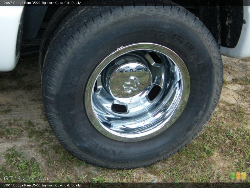 2007 Dodge Ram 3500 Big Horn Quad Cab Dually Wheel and Tire Photo #38010844