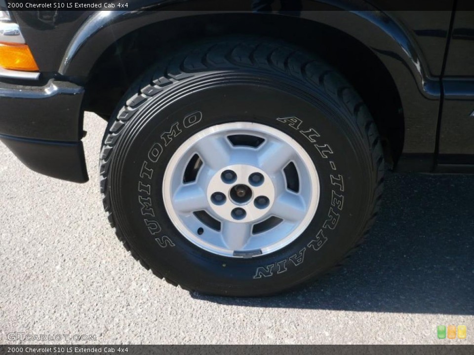 2000 Chevrolet S10 LS Extended Cab 4x4 Wheel and Tire Photo #38034485