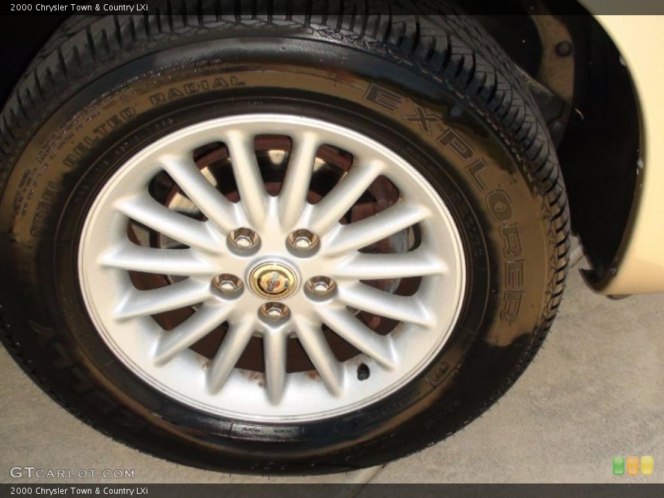 2000 Chrysler Town & Country LXi Wheel and Tire Photo #38040926
