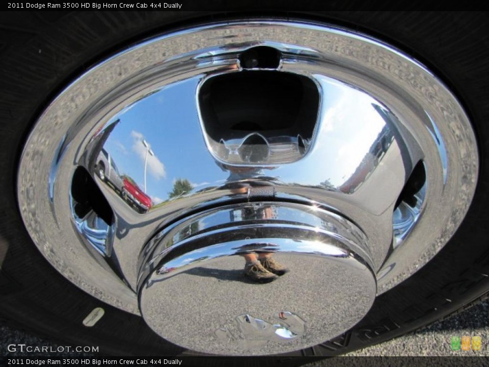 2011 Dodge Ram 3500 HD Big Horn Crew Cab 4x4 Dually Wheel and Tire Photo #38078055