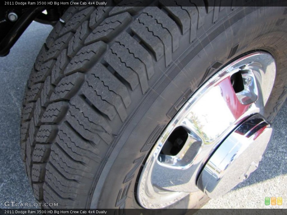 2011 Dodge Ram 3500 HD Big Horn Crew Cab 4x4 Dually Wheel and Tire Photo #38078191