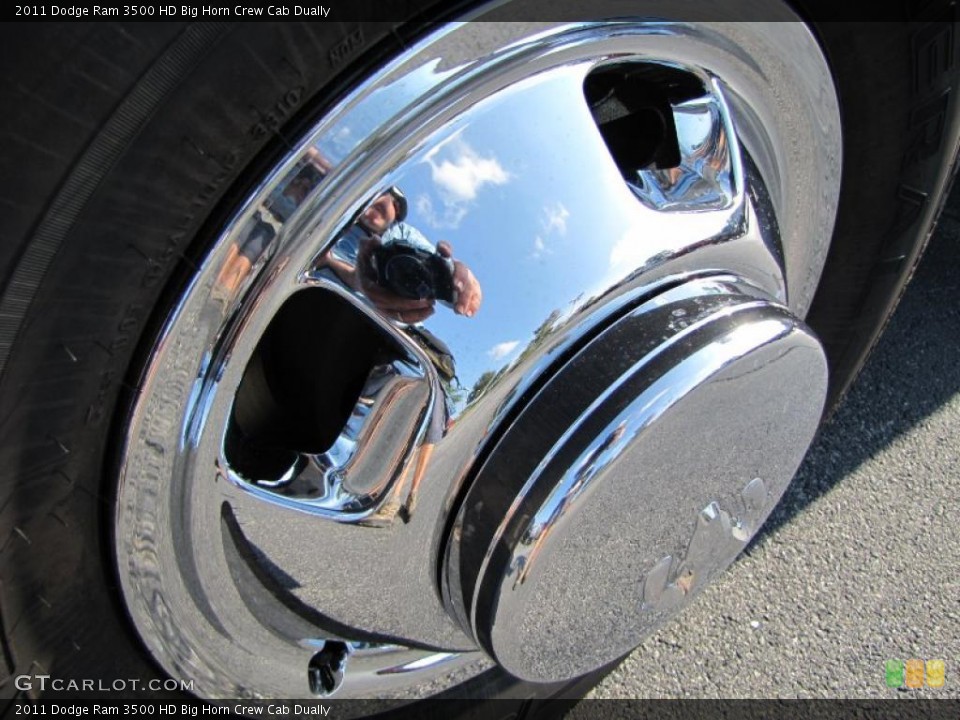 2011 Dodge Ram 3500 HD Big Horn Crew Cab Dually Wheel and Tire Photo #38078471