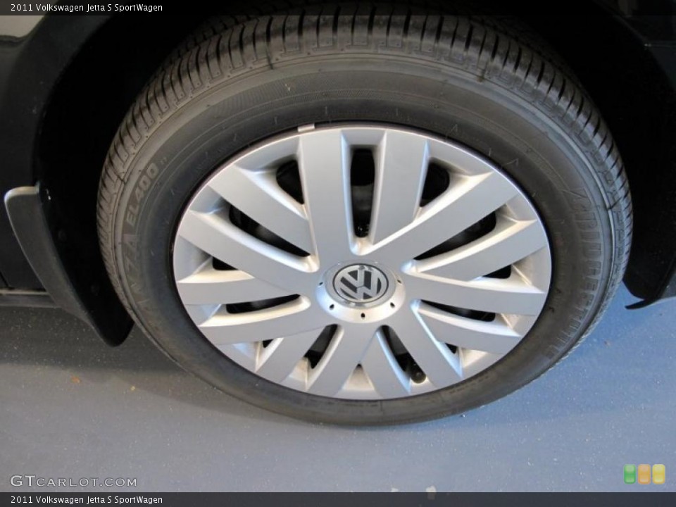 2011 Volkswagen Jetta S SportWagen Wheel and Tire Photo #38094151