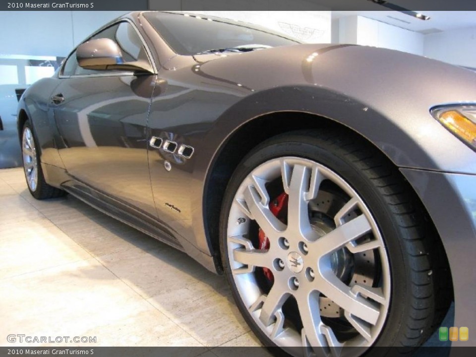2010 Maserati GranTurismo S Wheel and Tire Photo #38126766