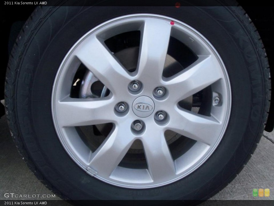 2011 Kia Sorento LX AWD Wheel and Tire Photo #38131715