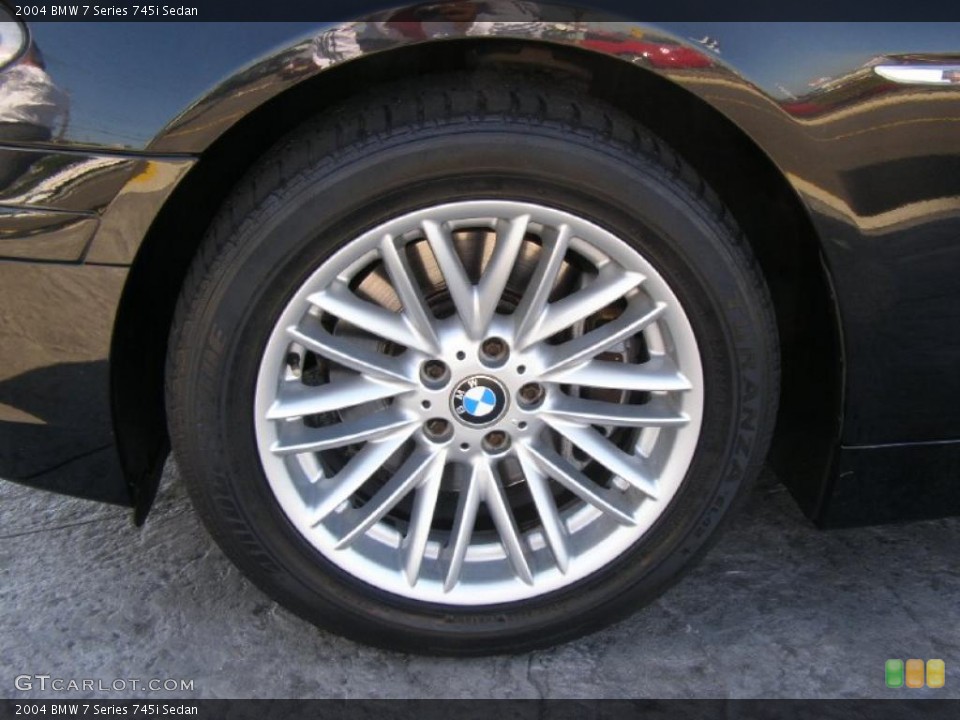 2004 BMW 7 Series 745i Sedan Wheel and Tire Photo #38157149