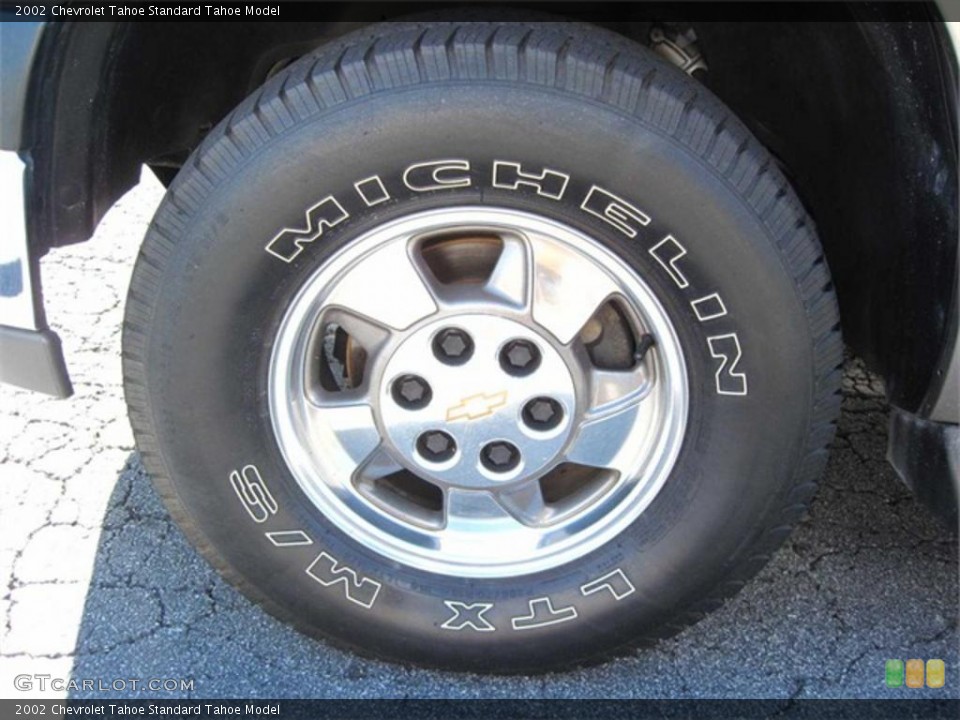2002 Chevrolet Tahoe  Wheel and Tire Photo #38165890