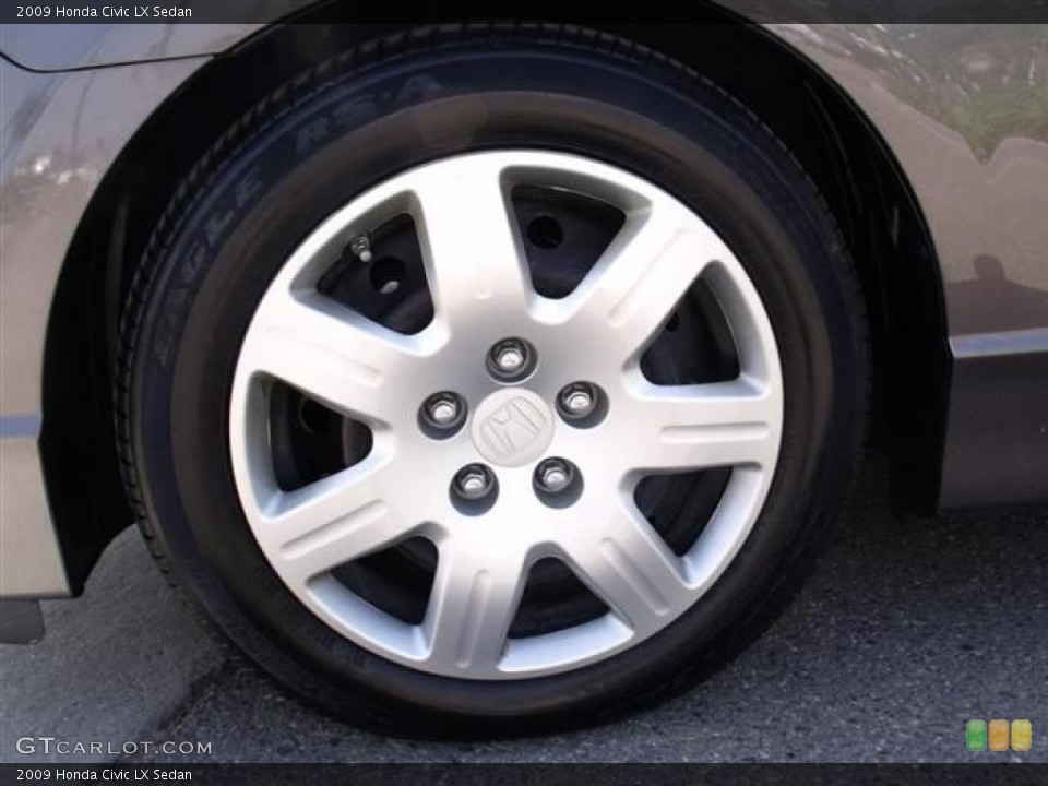 2009 Honda Civic LX Sedan Wheel and Tire Photo #38185664