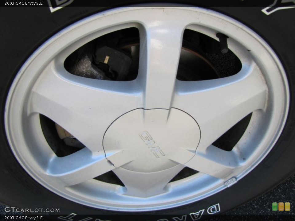 2003 GMC Envoy SLE Wheel and Tire Photo #38201672