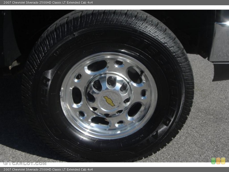 2007 Chevrolet Silverado 2500HD Classic LT Extended Cab 4x4 Wheel and Tire Photo #38220164