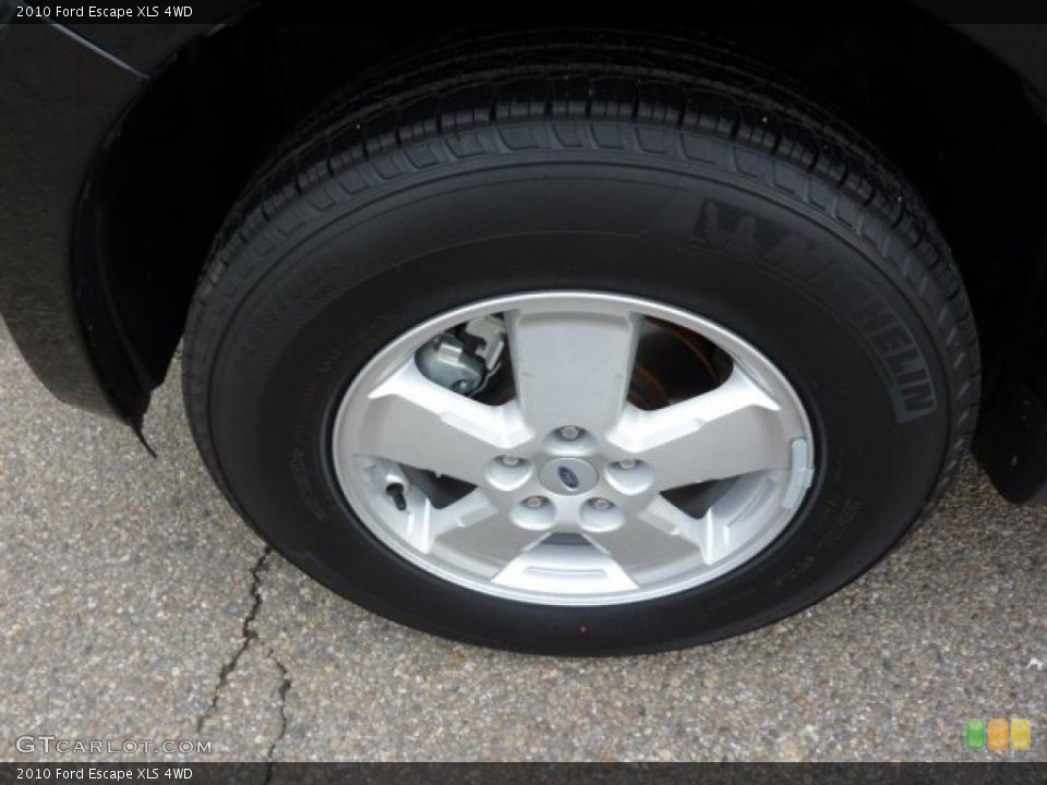 2010 Ford Escape XLS 4WD Wheel and Tire Photo #38220244