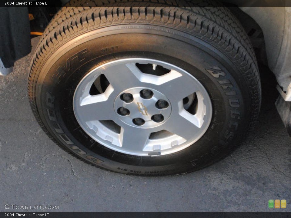 2004 Chevrolet Tahoe LT Wheel and Tire Photo #38230927