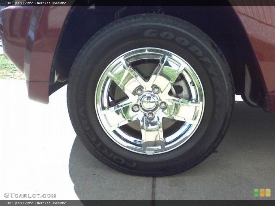 2007 Jeep Grand Cherokee Overland Wheel and Tire Photo #38272332