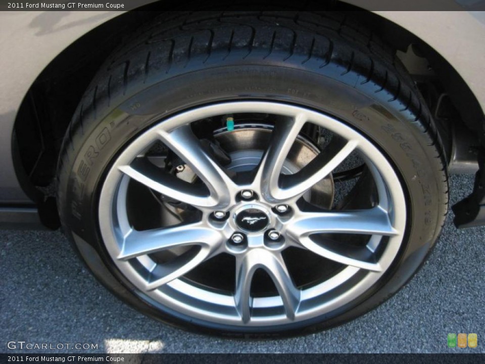 2011 Ford Mustang GT Premium Coupe Wheel and Tire Photo #38280896