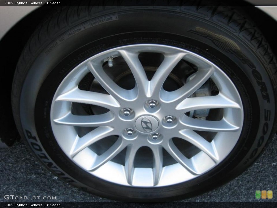 2009 Hyundai Genesis 3.8 Sedan Wheel and Tire Photo #38284988