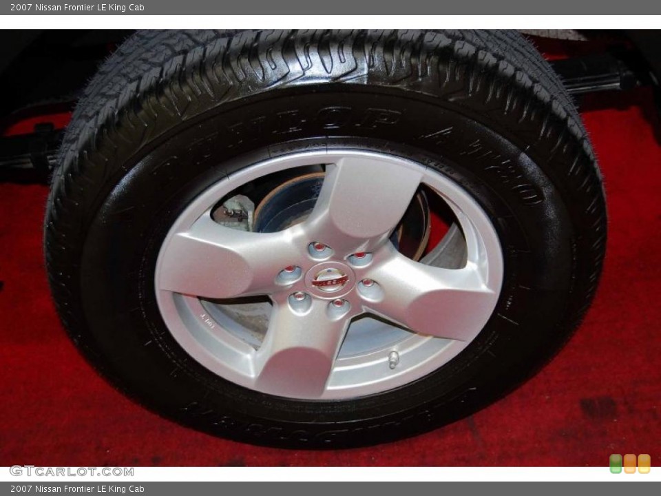 2007 Nissan Frontier LE King Cab Wheel and Tire Photo #38303387