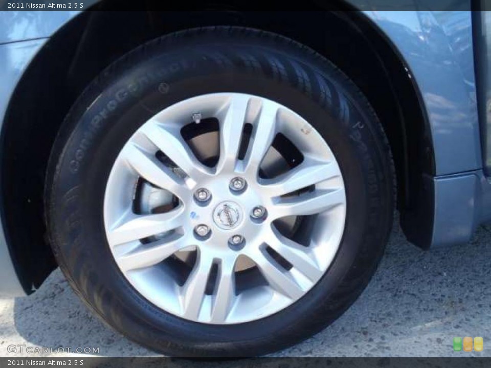 2011 Nissan Altima 2.5 S Wheel and Tire Photo #38306911