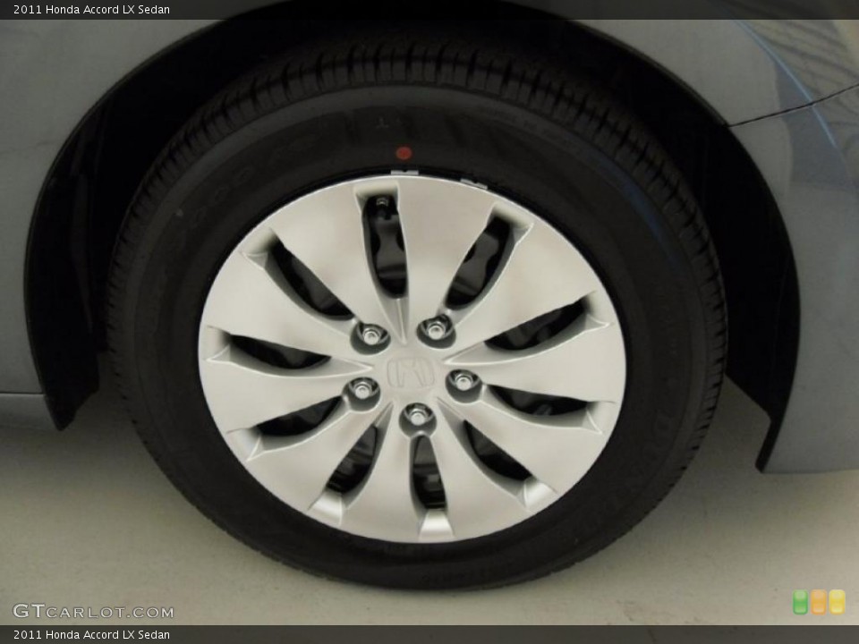 2011 Honda Accord LX Sedan Wheel and Tire Photo #38311843