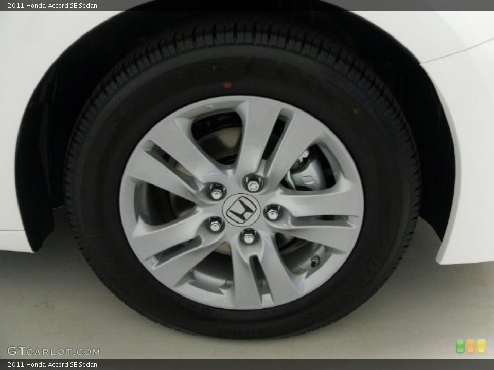 2011 Honda Accord SE Sedan Wheel and Tire Photo #38313319
