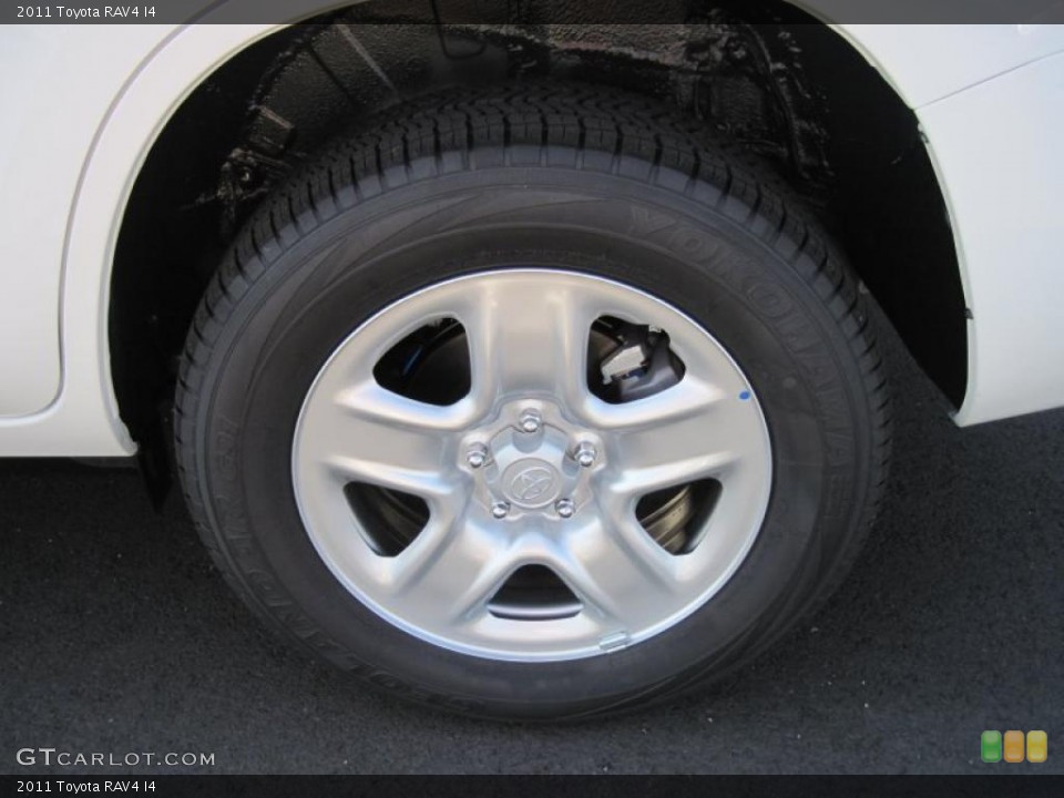 2011 Toyota RAV4 I4 Wheel and Tire Photo #38328223