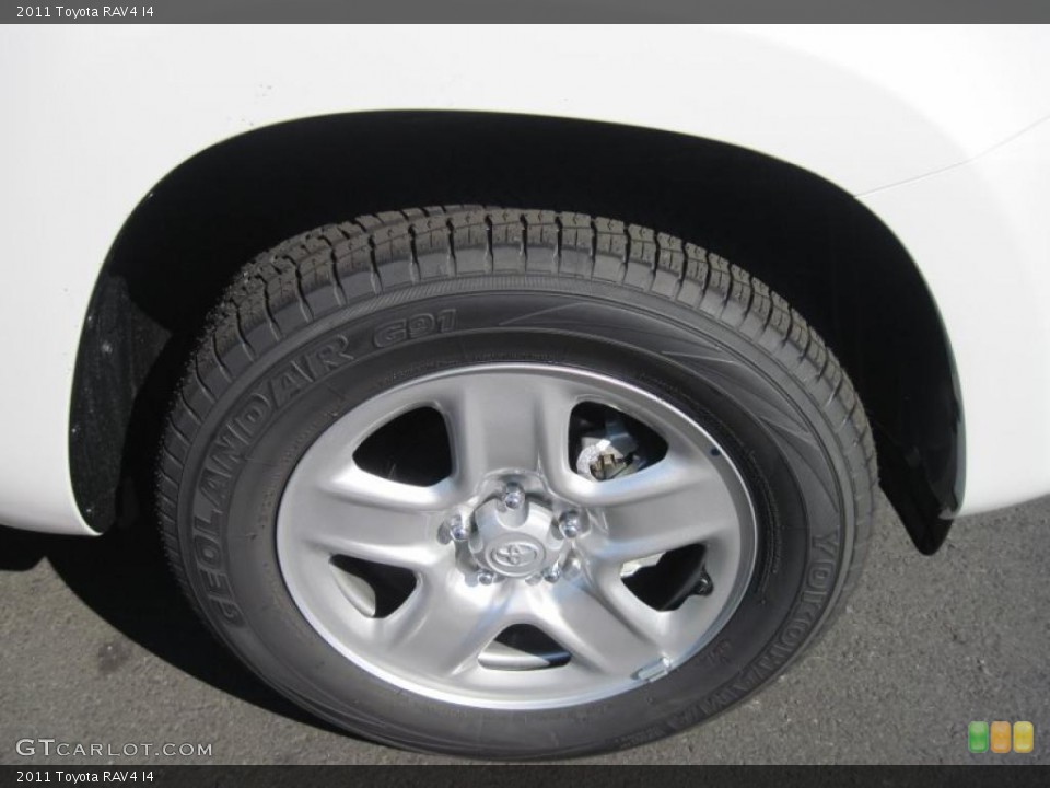 2011 Toyota RAV4 I4 Wheel and Tire Photo #38328251