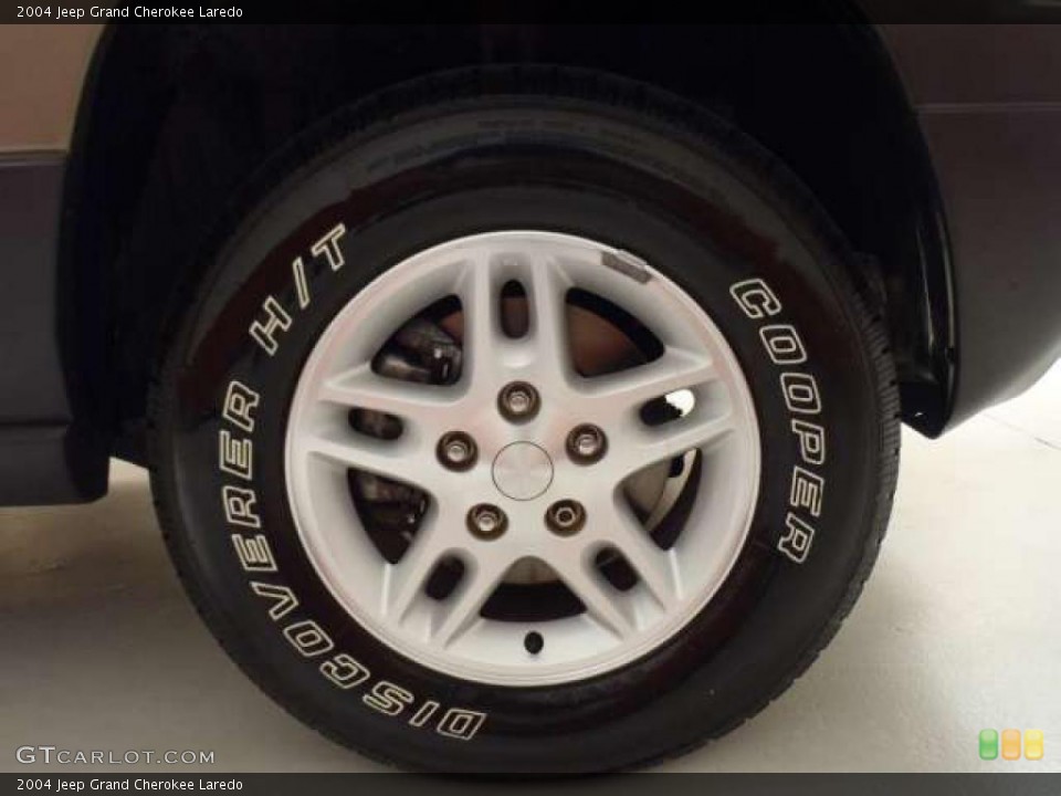 2004 Jeep Grand Cherokee Laredo Wheel and Tire Photo #38343837